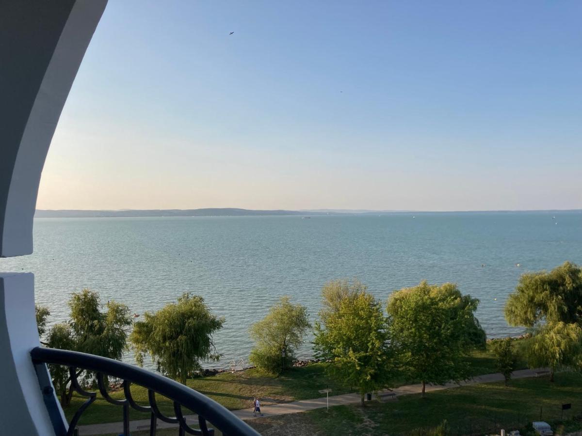 Vizparti Apartman Siofok Exterior photo